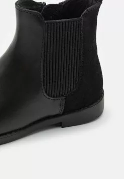 Friboo Leather - Korte Laarzen - Black -Friboo Winkel 13515217c26443ab8cbbd9824fdfd10b