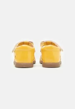 Friboo Sandalen - Yellow -Friboo Winkel 4cf94b0983bc467b87be7b541ab04b6c