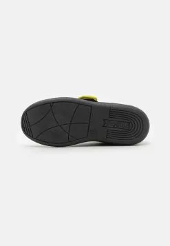 Friboo STAR WARS STORMTROOPER - Pantoffels -Friboo Winkel 6a3c39388d684449b22ed87187f504e9