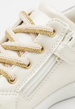 Friboo Sneakers Laag -Friboo Winkel 734c0ffc02eb487e99f7b7d2e7309124