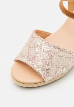 Friboo Sandalen - Rose Gold -Friboo Winkel 7fe68fb4f06e4b12a63cbc10ee73f789