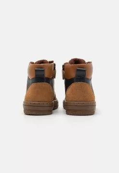 Friboo Leather - Sneakers Hoog - Cognac -Friboo Winkel 950b993df1e24484b4e423b5ab4510b1