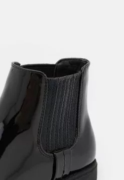 Friboo Korte Laarzen - Black -Friboo Winkel aa2cfb8bbabf4428a25966a5fa0a3cd4