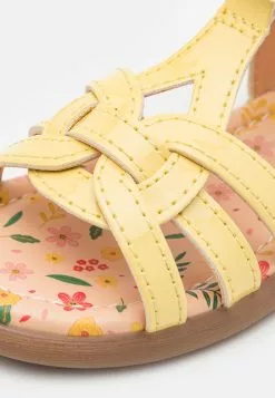 Friboo Sandalen - Yellow 13 Friboo Sandalen - Yellow -Friboo Winkel c9a9f01a584d4631ab513423ad079124