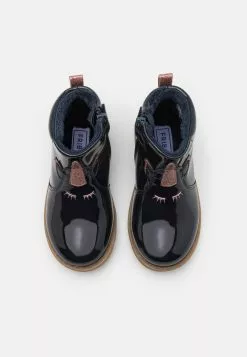 Friboo Korte Laarzen - Dark Blue 11 Friboo Korte Laarzen - Dark Blue -Friboo Winkel e416ab76dc904bc8b0ed414e7a07af94