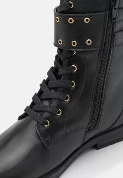 Friboo Leather Booties - Veterboots - Black -Friboo Winkel f1b1d30f8aeb4cea9286662c14b9672b